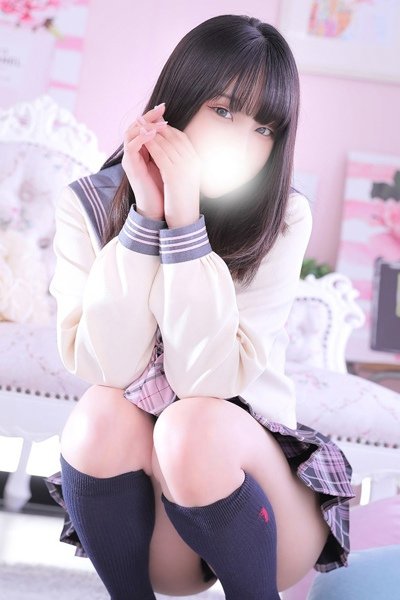 てる