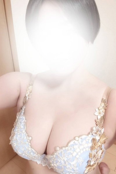 つきの