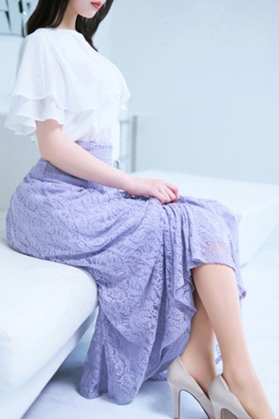 新人・涼花(すずか) (Suzuka)