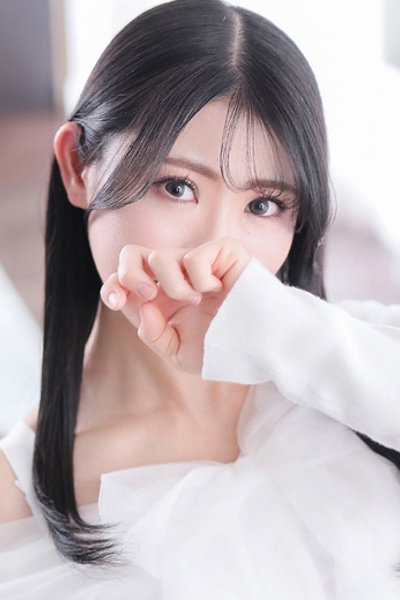新人・紗良(さら) (Sara)