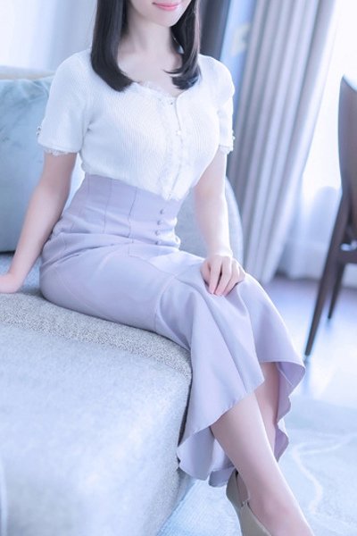 新人・菜緒(なお)