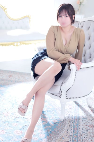 Tan Reina