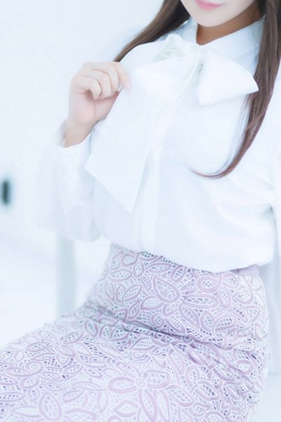 新人・莉音(りおん)