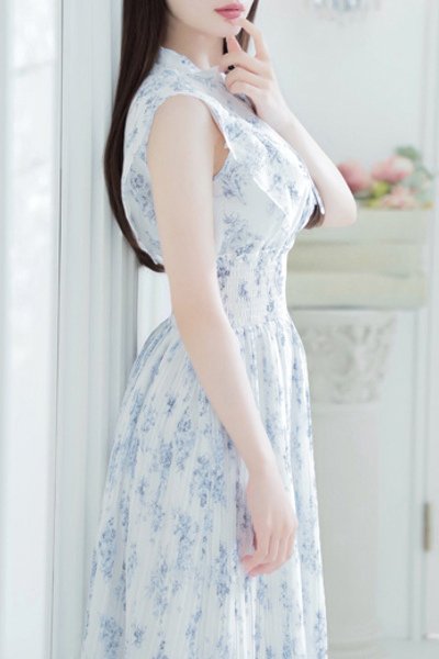 新人・澪(れい)
