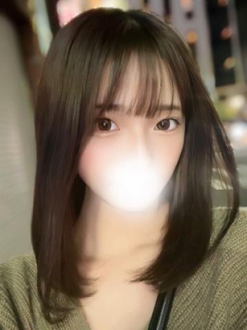 桜庭すず (Sakuraba Suzu)