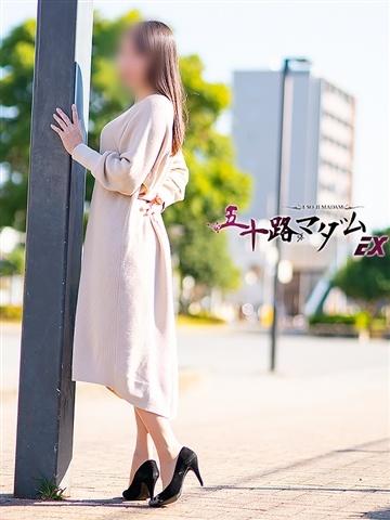 暁小梅