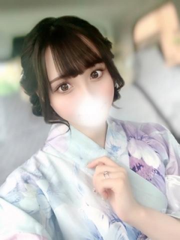 霞せれん