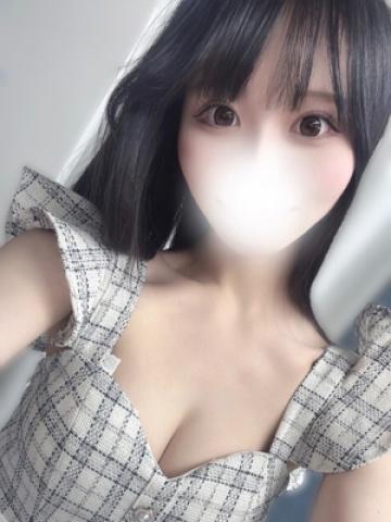 茅野ありさ