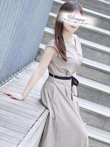 由奈