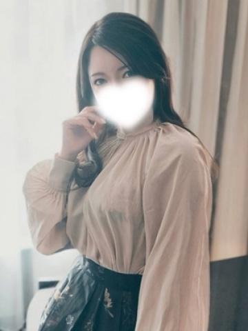 一色 ひとみ