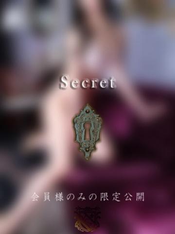 春原　由良